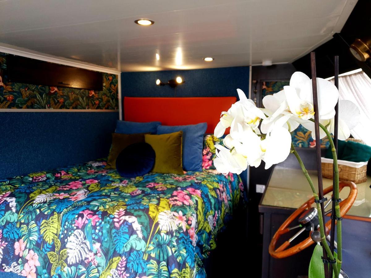 Jasmine Coral Jay Boutique Boatel Ocean Village Gibraltar Bagian luar foto