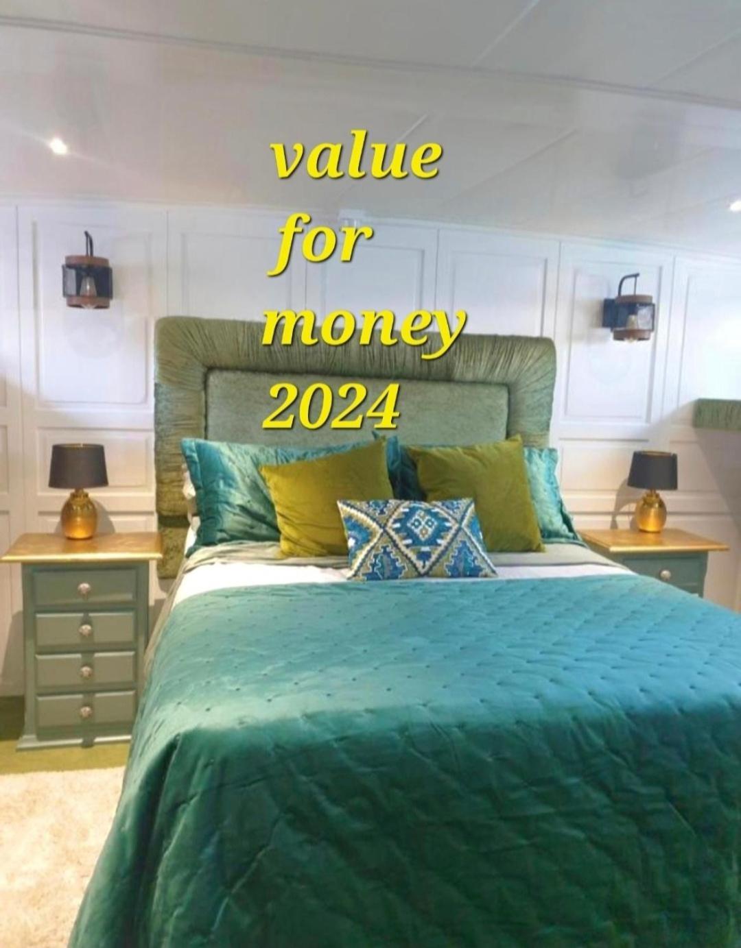 Jasmine Coral Jay Boutique Boatel Ocean Village Gibraltar Bagian luar foto