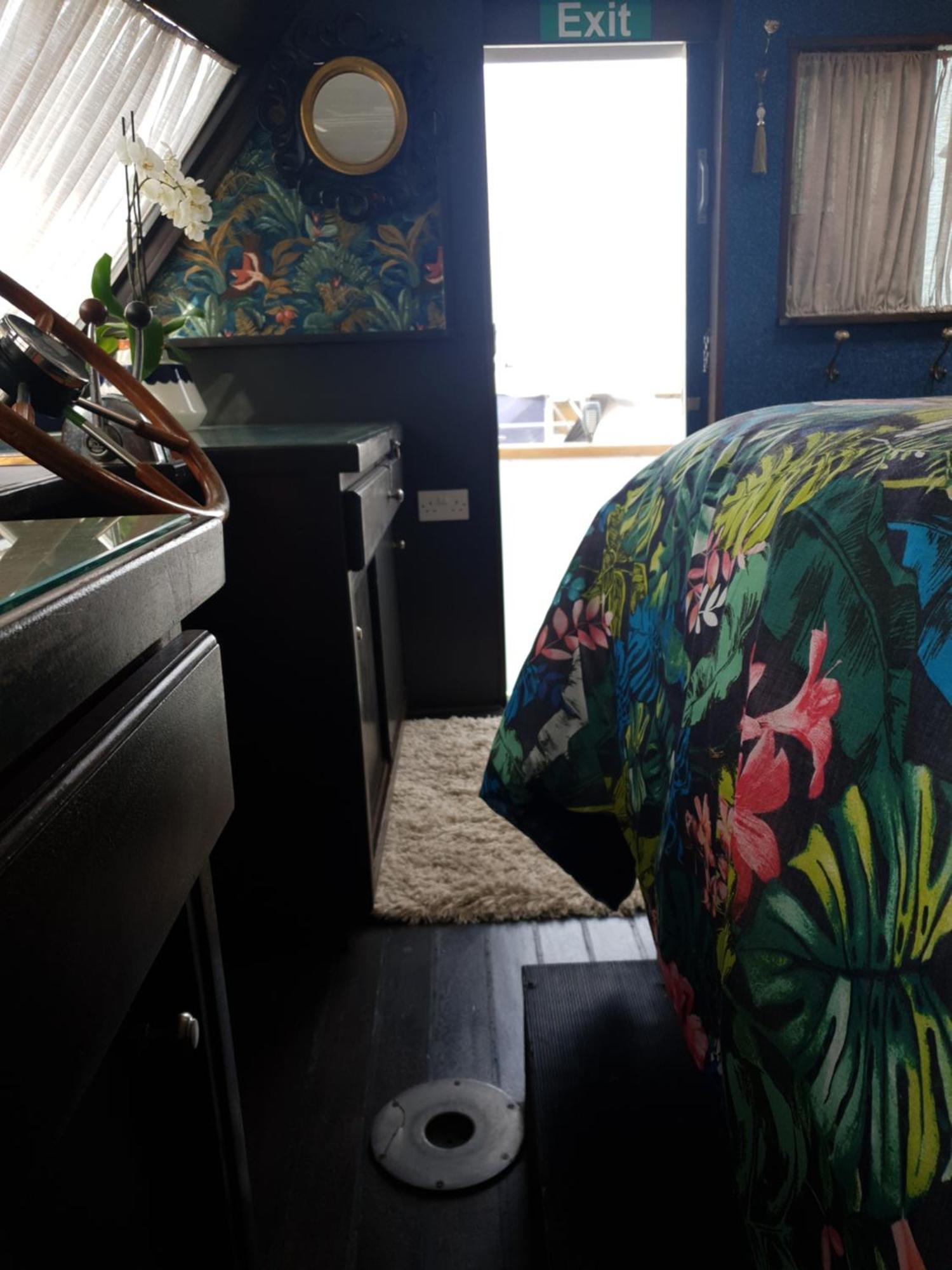 Jasmine Coral Jay Boutique Boatel Ocean Village Gibraltar Ruang foto