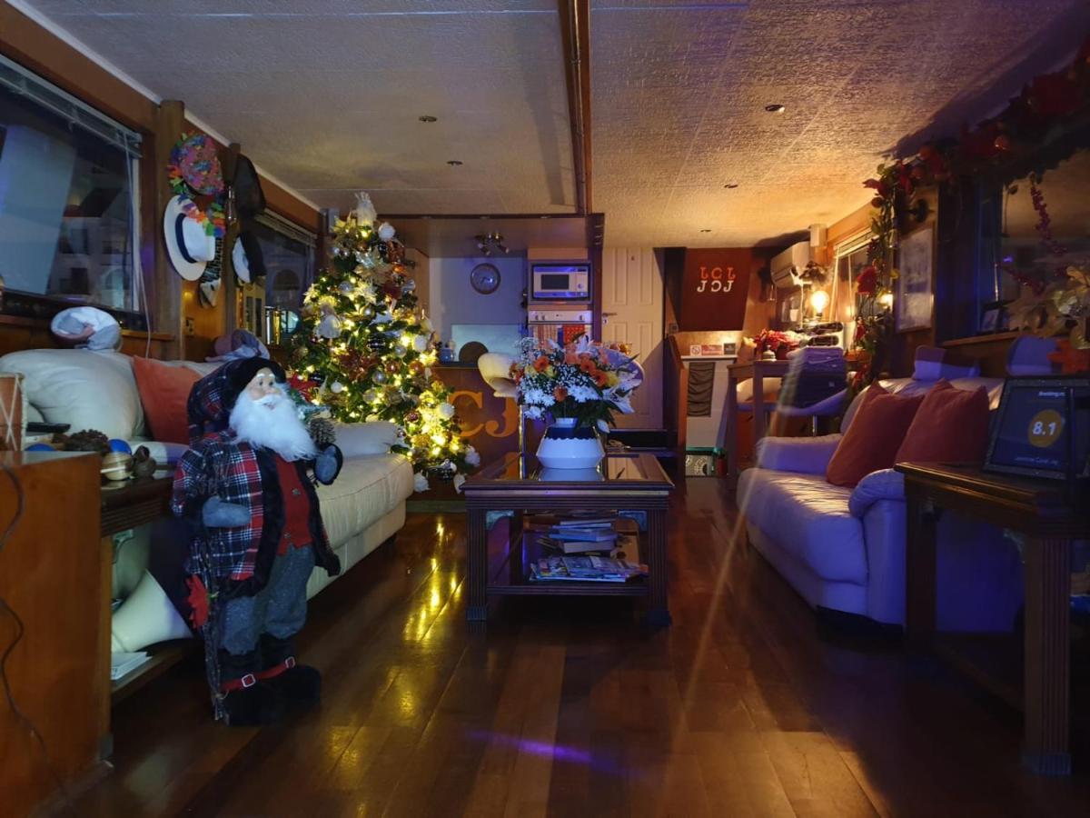 Jasmine Coral Jay Boutique Boatel Ocean Village Gibraltar Bagian luar foto